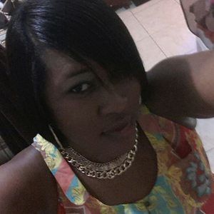 Meet your Posher, Simone